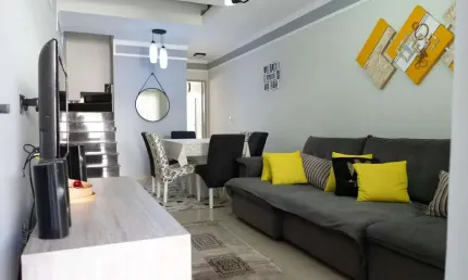 Casa com 3 quartos à venda na Rua Major Turíbio Moraes, --, Vila Constança, São Paulo