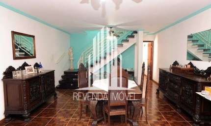 Casa com 4 quartos para alugar na Rua Tarquínio de Sousa, --, Campo Belo, São Paulo
