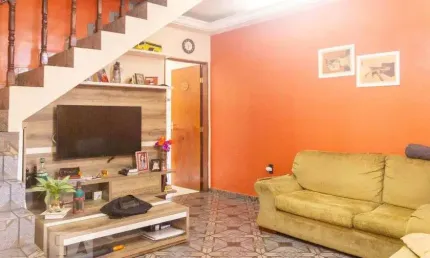 Casa com 3 quartos à venda na Rua Osvaldo Pereira, --, Jardim Miriam, São Paulo