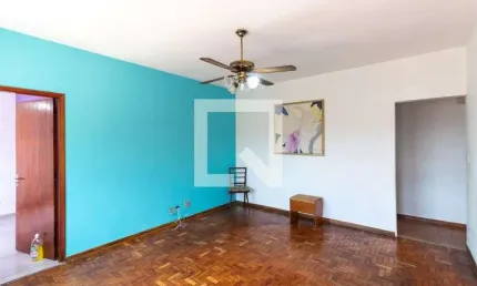 Casa com 3 quartos à venda na Rua Mandaguaí, --, Vila Ré, São Paulo