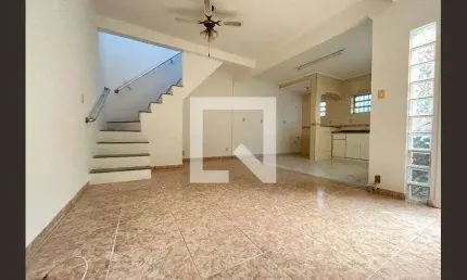 Casa com 2 quartos à venda na Rua Guarujá, --, Chácara Inglesa, São Paulo