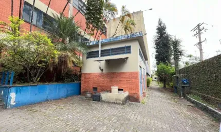 Jardim Japão - Galpão Comercial para locação de 6808m² com 15 vagas.