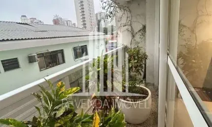 Sala comercial com 4 salas para alugar na Rua Vieira de Morais, --, Campo Belo, São Paulo