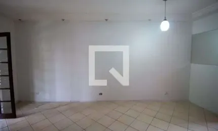 Casa com 2 quartos à venda na Avenida Francisco Tranchesi, --, Vila Carmosina, São Paulo