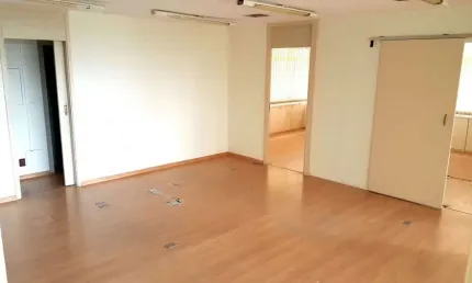 Aluga-se conjunto comercial com 130m² no brooklin paulista