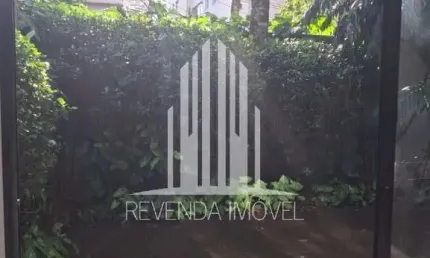 Conjunto Comercial de Alto Padrão com 105m², MOBILIADO; 3 vagas de garagem no Condomínio BRUXELAS,  Sumaré, São Paulo-SP.