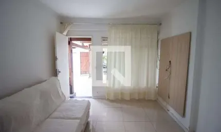 Casa com 2 quartos à venda na Rua Leoberto Leal, --, Itaquera, São Paulo