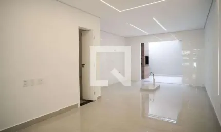 Casa com 3 quartos à venda na Rua Carvalhópolis, --, Ponte Rasa, São Paulo