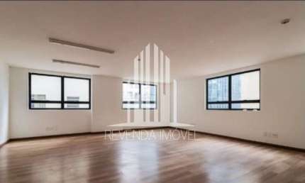 Alugue já sua sala comercial de 55m² em Cerqueira César, São Paulo-SP - Com banheiro e vaga de garagem inclusos!