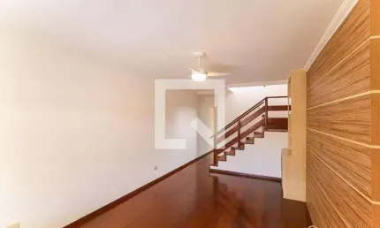 Casa com 3 quartos à venda na Rua Abraham Bertie Levi, --, Vila Sônia, São Paulo