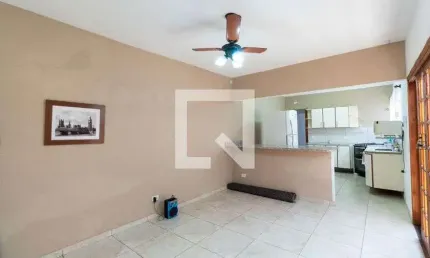 Casa com 3 quartos à venda na Rua Sílvio Ribeiro dos Santos, --, Ponte Rasa, São Paulo