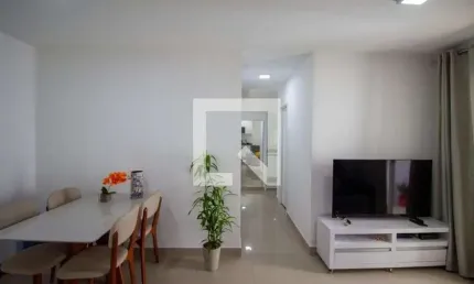 Apartamento com 3 quartos à venda na Avenida Pires do Rio, --, Itaquera, São Paulo