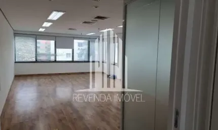 Conjunto Comercial no Itaim Bibi de 1 Sala com 3 Vagas - 100m² para Alugar
