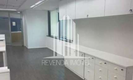 Sala comercial com 7 salas para alugar na Avenida Eusébio Matoso, --, Pinheiros, São Paulo
