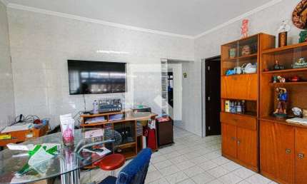 Casa à Venda - Parque Bandeirante, 2 Quartos,  300 m2
