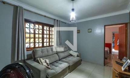 Casa à Venda - Jardim Independência, 2 Quartos,  230 m2