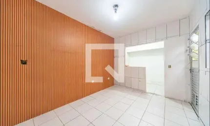 Casa à Venda - Jardim Santo Alberto, 3 Quartos,  150 m2