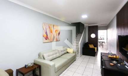 Casa à Venda - Parque Industrial das Oliveiras, 2 Quartos,  151 m2
