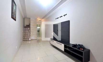 Casa à Venda - Jardim das Maravilhas, 2 Quartos,  70 m2
