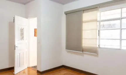 Casa à Venda - Jardim Bela Vista, 2 Quartos,  100 m2