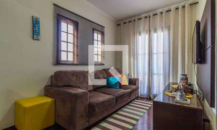 Casa à Venda - Jardim Guilhermina, 3 Quartos,  150 m2