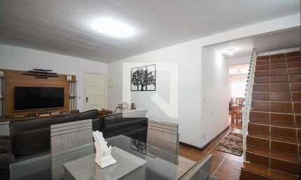 Casa à Venda - Chácara Agrindus, 4 Quartos,  206 m2