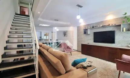 Casa à Venda - Vila Metalúrgica, 3 Quartos,  205 m2