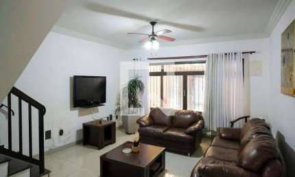 Casa com 4 quartos à venda na Rua Aguapei, --, Santa Maria, São Caetano do Sul