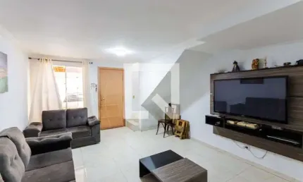 Casa com 3 quartos à venda na Rua Silvinha Teles, --, Utinga, Santo André