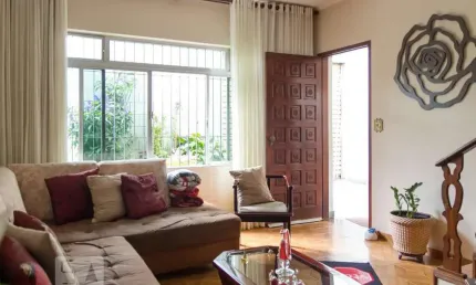 Casa à Venda - Jardim São Caetano, 3 Quartos,  200 m2