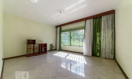 Casa com 4 quartos à venda na Rua Teffé, --, Santa Maria, São Caetano do Sul