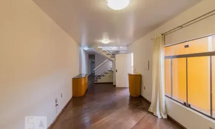 Casa à Venda - Parque Bandeirante, 3 Quartos,  180 m2