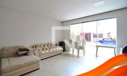 Casa com 3 quartos à venda na Rua Guararapes, --, Santa Teresinha, Santo André