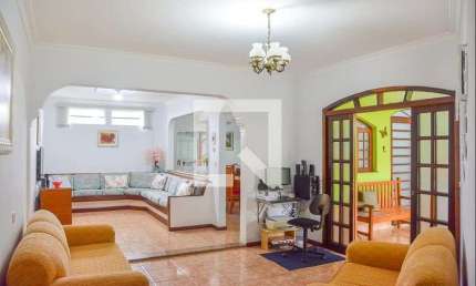 Casa à Venda - Jardim Independência, 2 Quartos,  250 m2