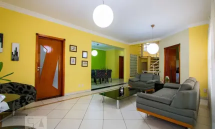 Casa com 4 quartos à venda na Rua Holanda, --, Santa Teresinha, Santo André