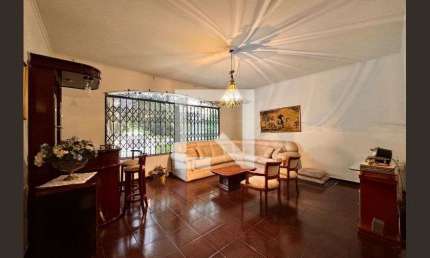Casa à Venda - Parque Bandeirante, 3 Quartos,  377 m2