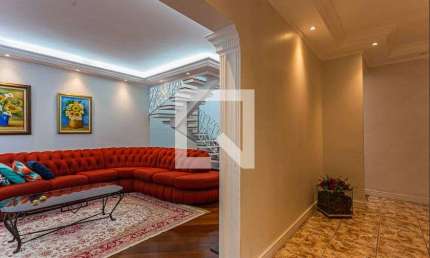 Casa com 3 quartos à venda na Rua Alcides de Queirós, --, Centro, Santo André