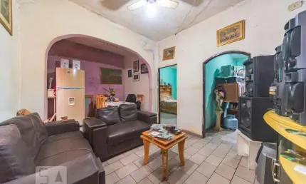 Casa à Venda - Jardim das Maravilhas, 2 Quartos,  245 m2