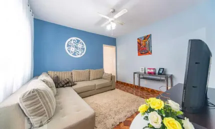 Casa à Venda - Jardim Santo Alberto, 2 Quartos,  150 m2
