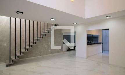 Casa com 3 quartos à venda na Rua Luís Cavana, --, Centro, São Caetano do Sul