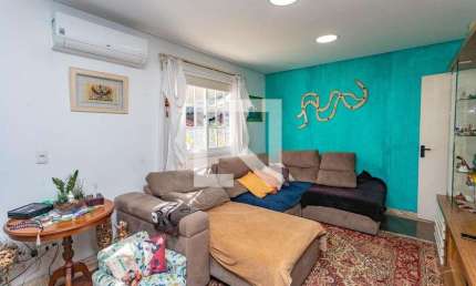 Casa com 3 quartos à venda na Rua Santos, --, Taboão, São Bernardo do Campo