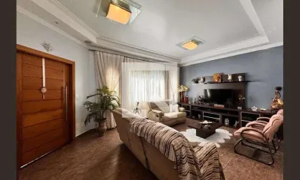 Casa com 3 quartos à venda na Rua das Nogueiras, --, Jardim, Santo André