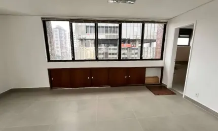 Locação de Salas Comerciais no Campo Belo - São Paulo - SP: 2 Salas, 4 Banheiros, 2 Vagas de Garagem, 180m².
