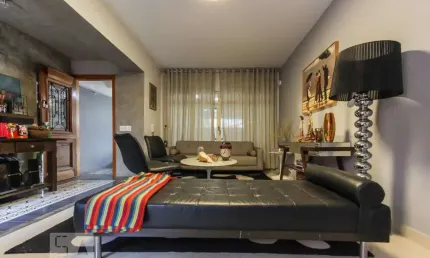 Casa em condomínio fechado com 3 quartos à venda na Rua Roberto Valentino de Camargo, --, Butantã, São Paulo