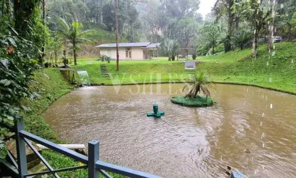Refúgio rural: casa, piscina, lagoas, natureza exuberante!