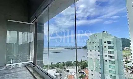 Luxo e sofisticação à beira mar: cobertura duplex mobiliada no residencial vox dei - itajaí