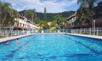 Casa Triplex, Cachoeira do Bom Jesus com Acesso à Praia