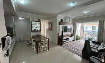 Apartamento Mobiliado de 3 Dormitórios a 500m do Mar – Residencial Dela Justina I – Ingleses, Florianópolis