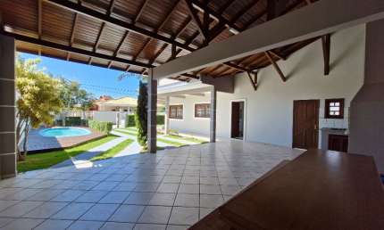 Casa com piscina à venda em Ingleses- Florianópolis
