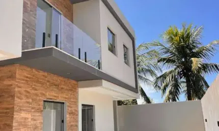 Casa em condomínio fechado com 4 quartos à venda na Avenida 31 de Julho, Ipitanga, Lauro de Freitas, 130 m2 por R$ 590.000